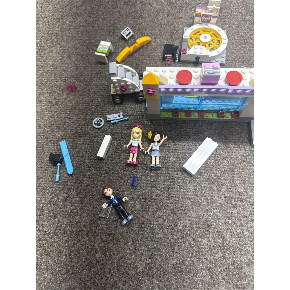 LEGO Friends Heartlake City Airport (41109)